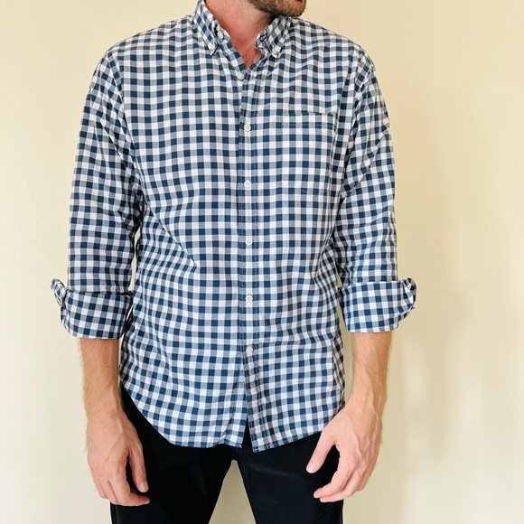 J. Crew long sleeve plaid Gingham classic casual cotton button down shirt - Picture 2 of 8